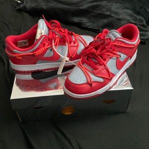 Off white university red dunk lows w/ box
